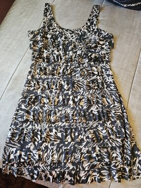 EUC Black and Cream Tiered Sleeveless Dress
